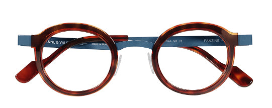 Anne et Valentin FORMACOLOR FANZINE - Luxury Readers Anne et Valentin FORMACOLOR FANZINE - Luxury Readers